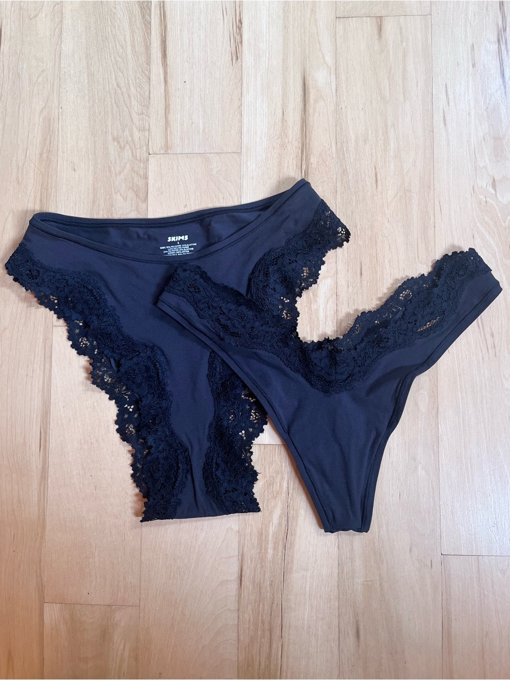 Skims everybody underwear